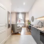 Venetian House Market Square Apart-hotel 4*