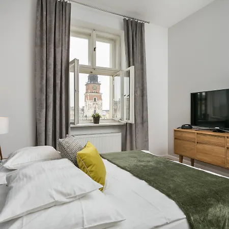 Ξενοδοχείο με διαμερίσματα Venetian House Market Square 4*