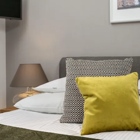 Venetian House Market Square Aparthotel 4*
