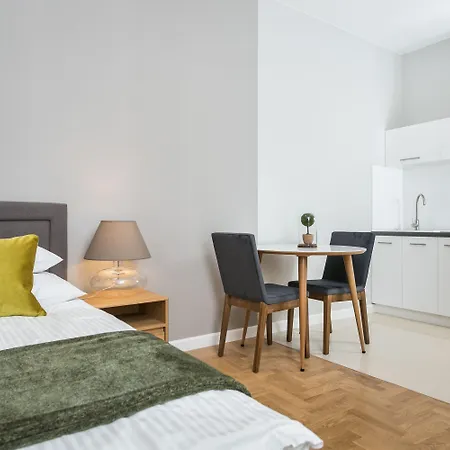 Venetian House Market Square