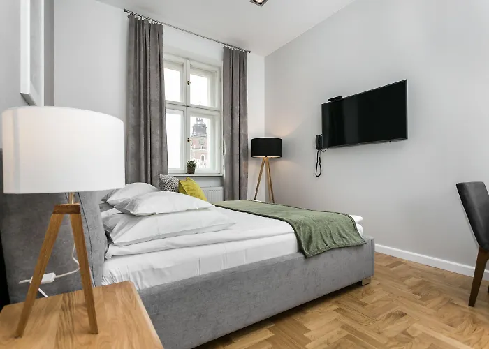 아파트호텔 Venetian House Market Square