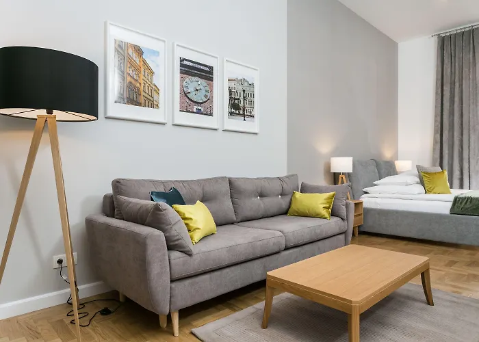 Venetian House Market Square 아파트호텔