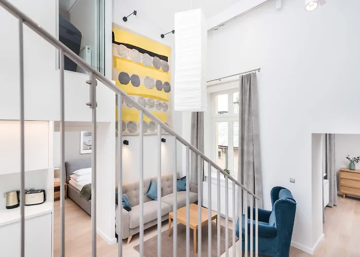 아파트호텔 Venetian House Market Square