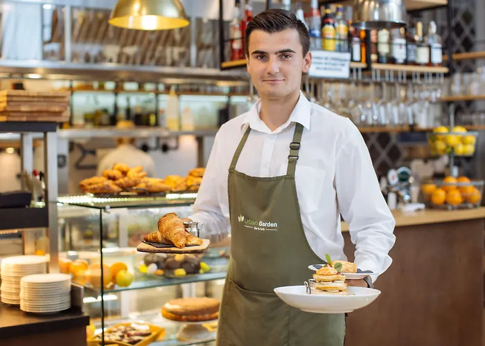 Venetian House Market Square 4*