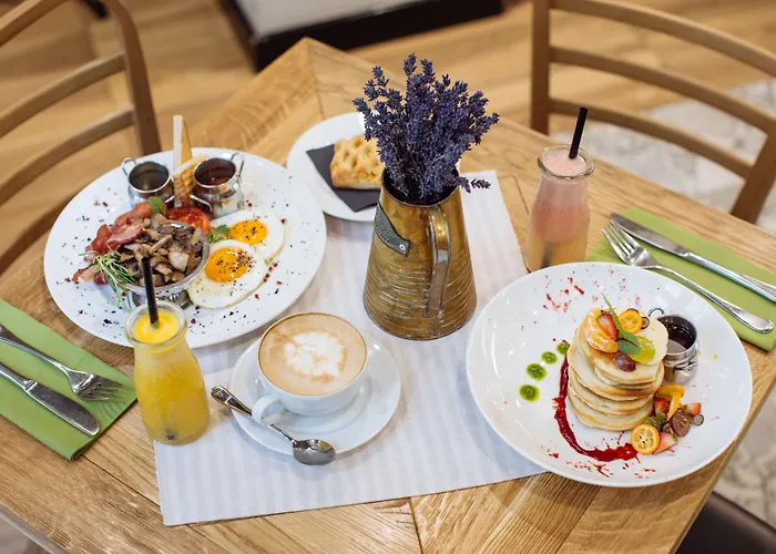 Venetian House Market Square 아파트호텔 4*