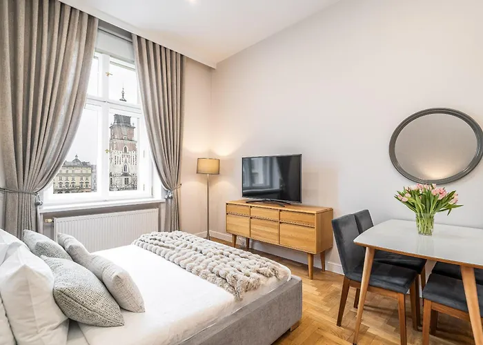 Venetian House Market Square 아파트호텔