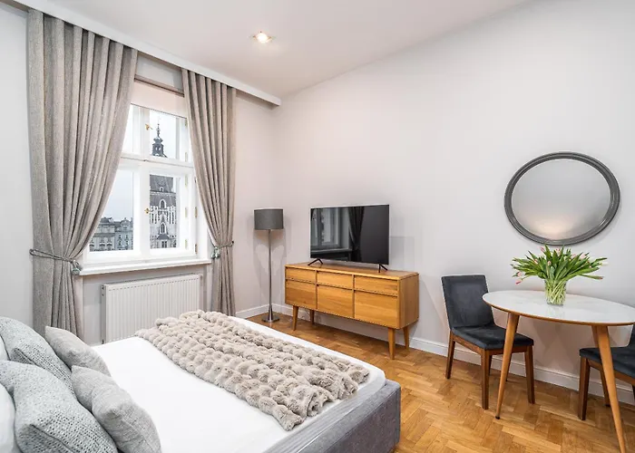 Venetian House Market Square 4* 크라쿠프