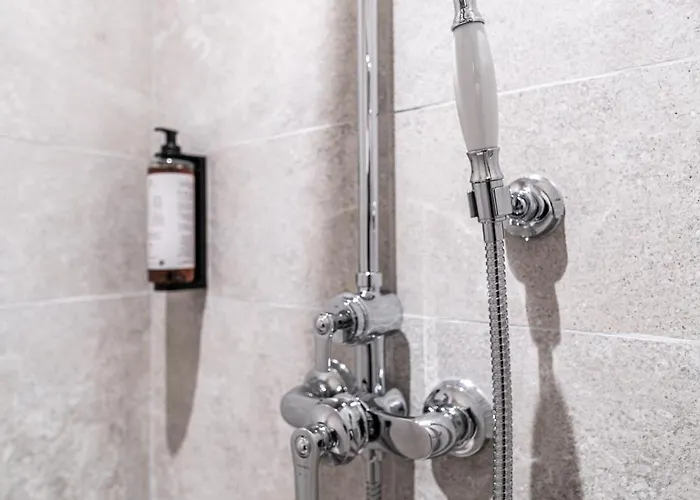 Venetian House Market Square 4*