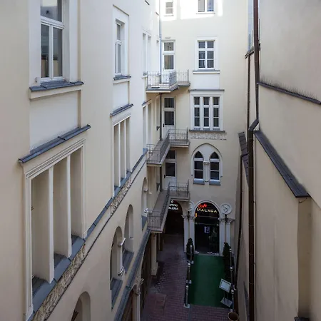 威尼斯房屋市场广场公寓式酒店